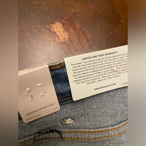 Wrangler new with tag jeans flared - Picture 4 of 9